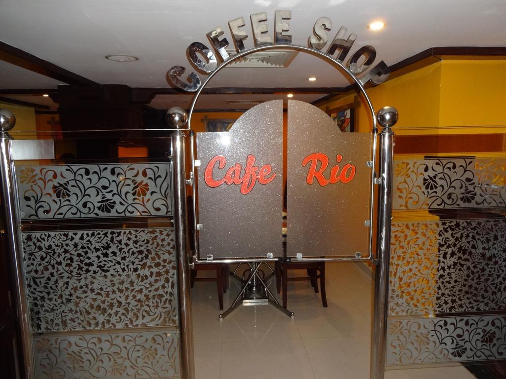 Westway Hotel Calecute Exterior foto